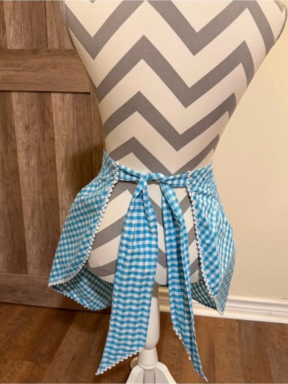 Vintage Blue Gingham Smocked Half Apron Tie Waist Pocket Cottagecore Prairie 50s